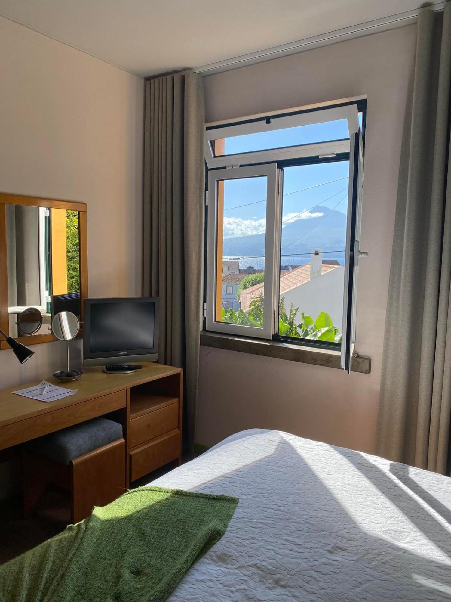 Hospedaria Verdemar Орта Екстериор снимка